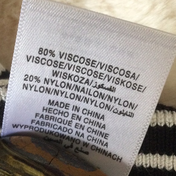 🆕 Jones New York Striped Sweater Top 🖤🦢 - Picture 10 of 10